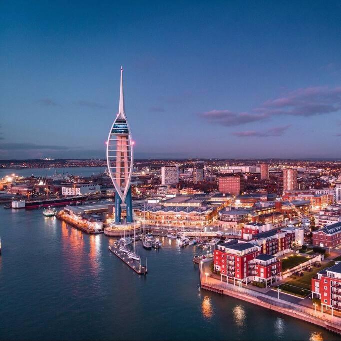 Apartamento Portsmouth Urban Haven Exterior foto