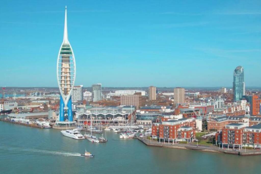 Apartamento Portsmouth Urban Haven Exterior foto